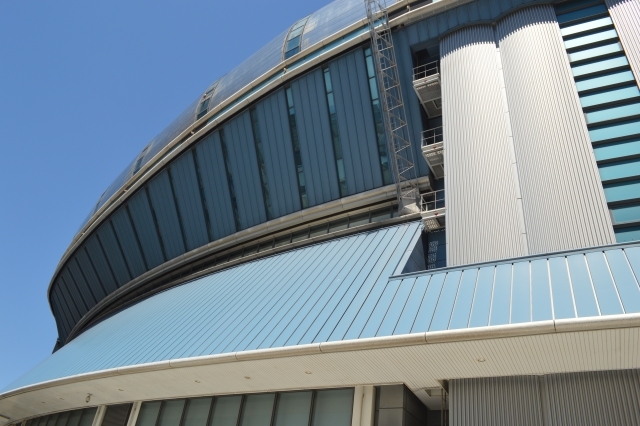 京セラドーム大阪でのライブ・イベント予定とおすすめホテル情報